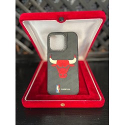 iPhone 14 Pro Bulls Desenli Telefon Kılıfı iPhone 14 Pro Bulls Desenli Telefon Kılıfı