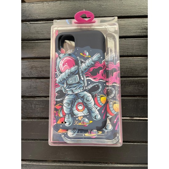 iPhone 14 Pro Max Uzay Astronot Desenli Telefon Kılıfı