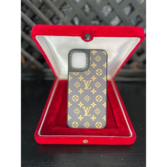 iPhone 15 Pro Max Louis Vuitton Desenli Telefon Kılıfı iPhone 15 Pro Max Louis Vuitton Desenli Telefon Kılıfı
