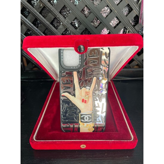 iPhone 11 Love Rock Desenli Telefon Kılıfı iPhone 11 Love Rock Desenli Telefon Kılıfı